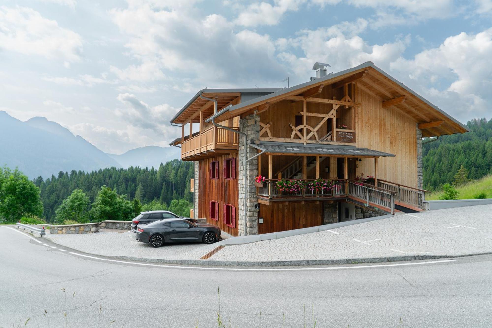 Apartamento Tobia Bruja Vigo di Fassa Exterior foto