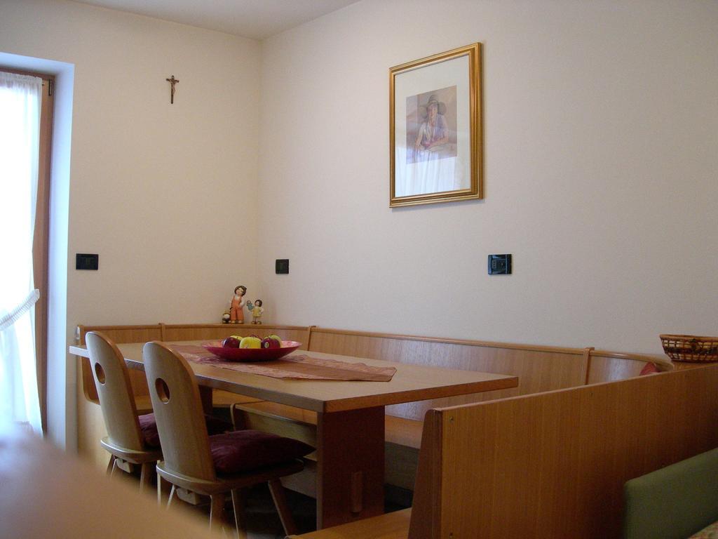 Apartamento Tobia Bruja Vigo di Fassa Habitación foto