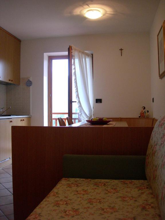 Apartamento Tobia Bruja Vigo di Fassa Habitación foto